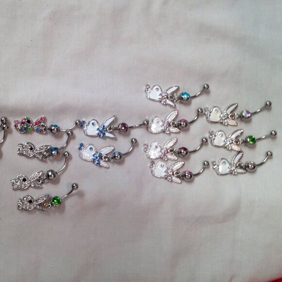 Hot Pink and white Play boy-looking Bunny Dangle Belly Ring - Picture 9 of 9